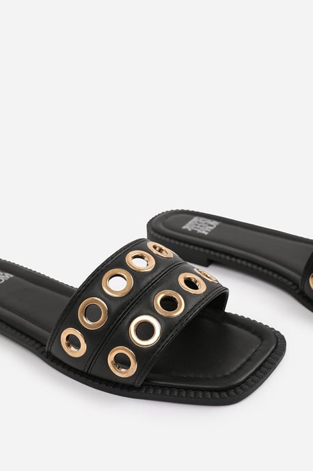 Wheres That From Womens 'Cher' Flatform Sandal With Stylish Holes Strap Detail - Image 4