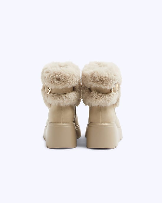 River Island Girls Wedge Boots Girls Beige Faux Fur - Image 3