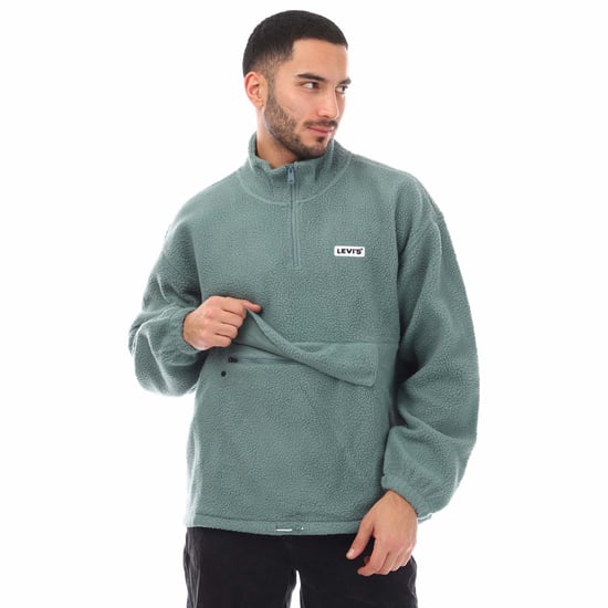 Men's Levis 1/4 Zip Mockneck Sherpa Fleece in Green