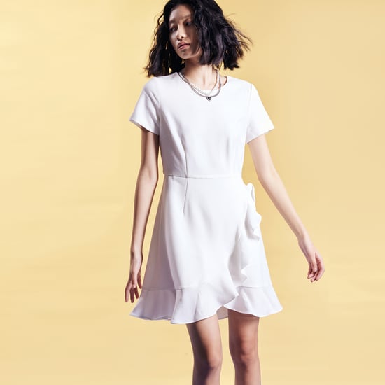 Kurzes Skaterkleid mit Rüschen - Image 6