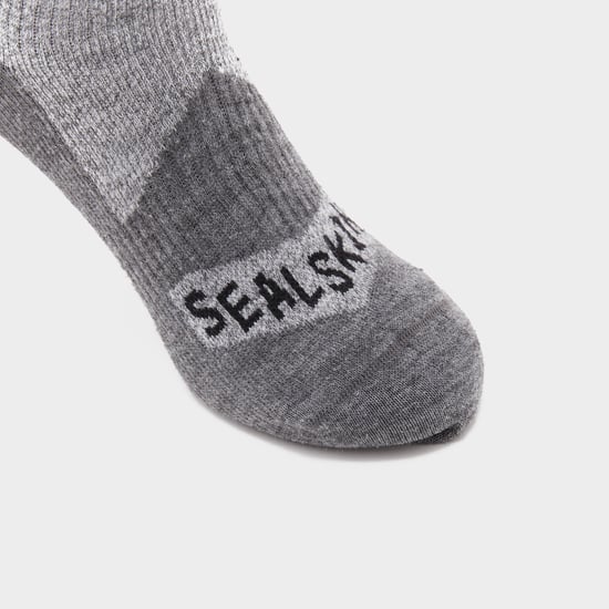 SealSkinz Wasserdichte Allwetter-Socken in mittlerer Länge - Image 4