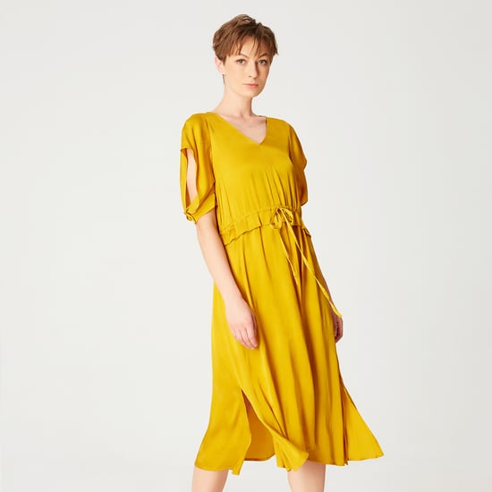 V-neckline midi dress with drawstring belt