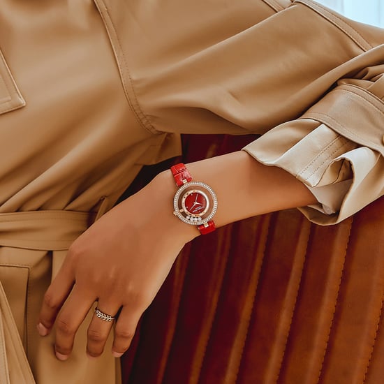 VICTORIA HYDE Montres Femme Petit Cadran Analogique Quartz Montres Femme avec Cristal Clair Montre Or Élégante pour Femme, Cristal Rouge - Image 3