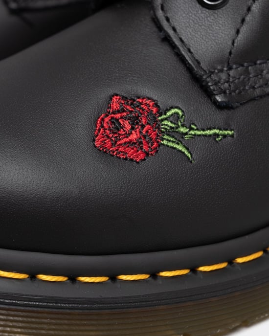 Kaufen Sie Dr. Martens 1460 Vonda Damenstiefel In Schwarz - Image 2