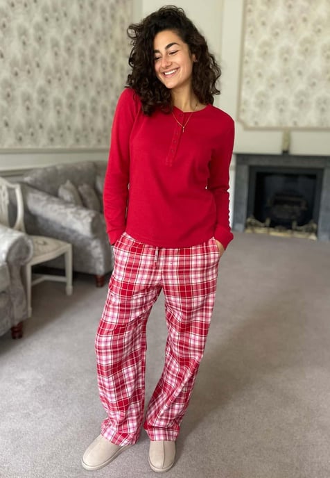 GAP Damen Pyjama Flanell Schlafset in Rot Tartan - Image 1