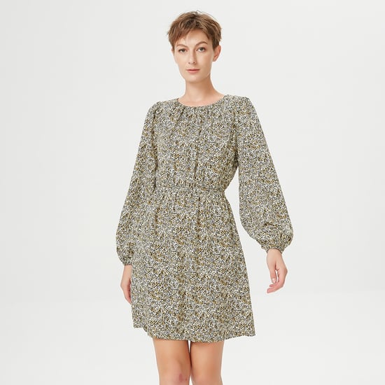 Kurzes Kleid mit Gummizug und Blumendruck - Image 1