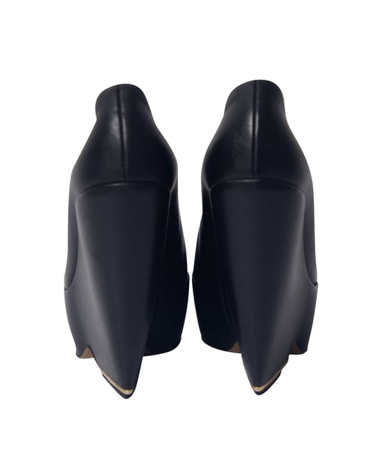 Nicholas Kirkwood Plateau-Wedges aus schwarzem Leder - Image 5