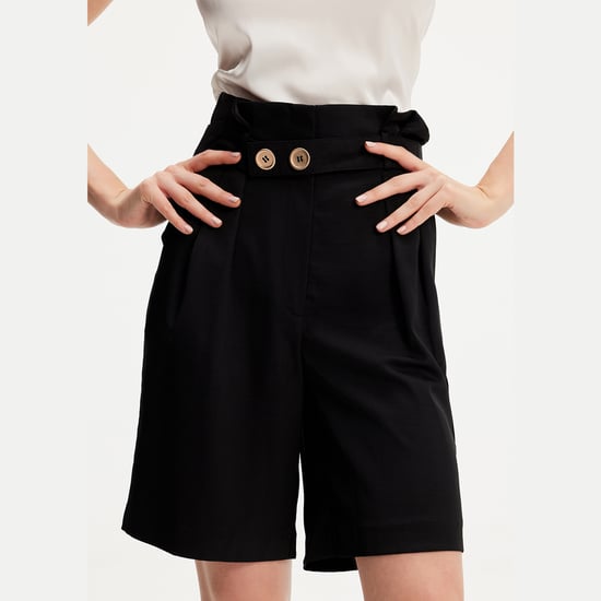 Bermudashorts mit hoher Taille und Falten - Image 1