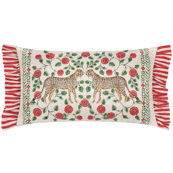Wylder Tropics Okara Leoparden Druck Rüschendes Polyester gefülltes Kissen - Image 1