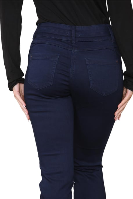 M&Co Womens Lift & Shape Slim Leg Jeans in Indigo Blau - Image 5