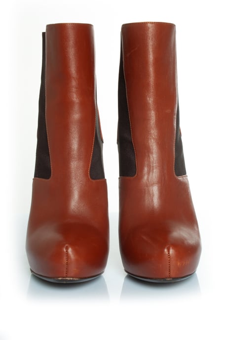 Stiefel mit versteckter Plateausohle aus cognacfarbenem Leder - Image 3