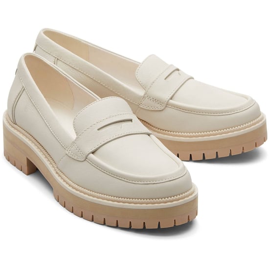 TOMS Cara Leder Damen Hellsand Loafers - Image 1
