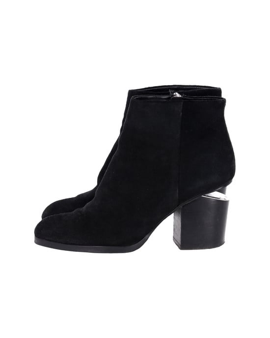 Alexander Wang Gabi Stiefel aus schwarzem Wildleder - Image 2
