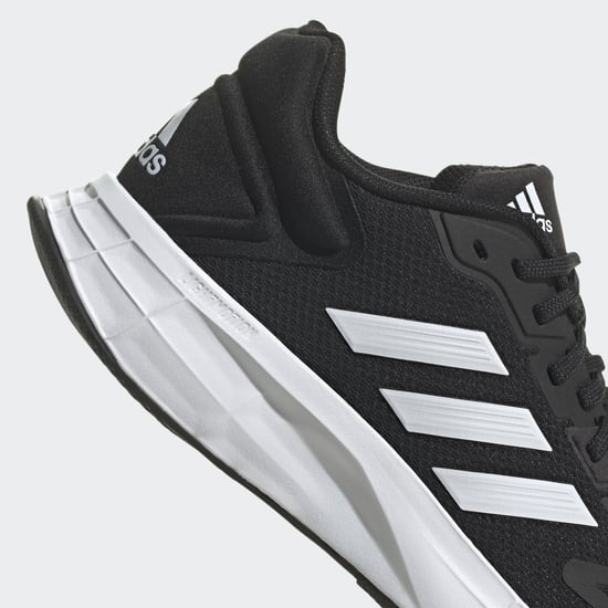 Chaussures course Duramo 10 adidas Pour Femme en Noir et blanc - Image 5