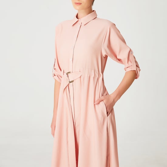 Langes minimalistisches Hemdkleid - Image 4