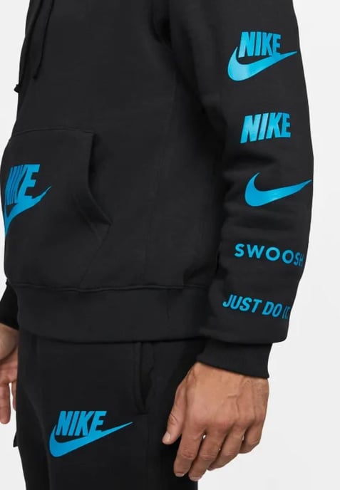 Nike Sportswear Standardausgabe Trainingsanzug mit Kapuze in Schwarz - Image 4