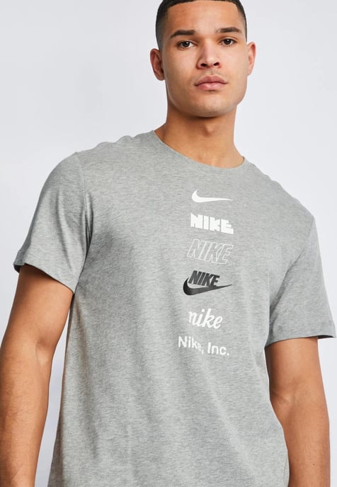 Nike Stack Logo Herren-T-Shirt in Grau - Image 3
