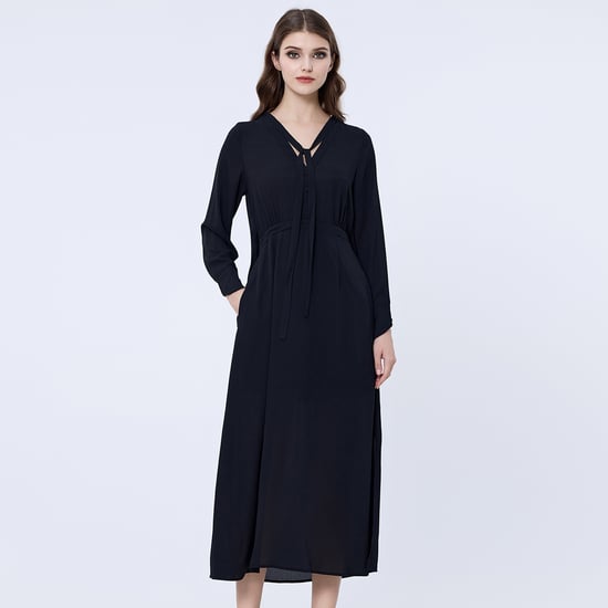 Langes Blusen-Kleid mit V-Ausschnitt - Image 1