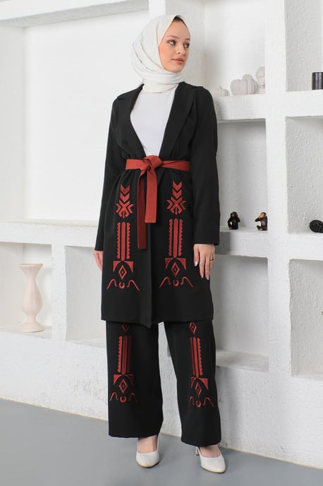 ElbiseEmbroidered Suit Set