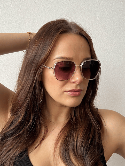 Plastic frame oversized sunglasses