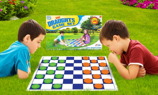 Garden Game - Giant Draughts