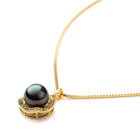 Imitation pearl pendant in black reconstituted mother-of-pearl and yellow gold plated - Image 2