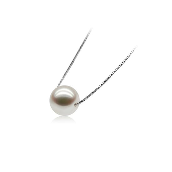 Set : White Freshwater Pearls Necklace and Earrings 925 Silver Mounting