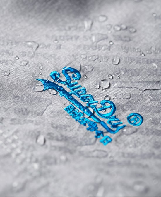 Superdry Wasserball Badeshorts - Image 5