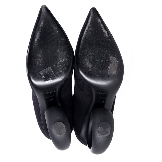 Burberry Kimberley Spitz zulaufende Stiefeletten aus schwarzem Strickstretchstoff - Image 5