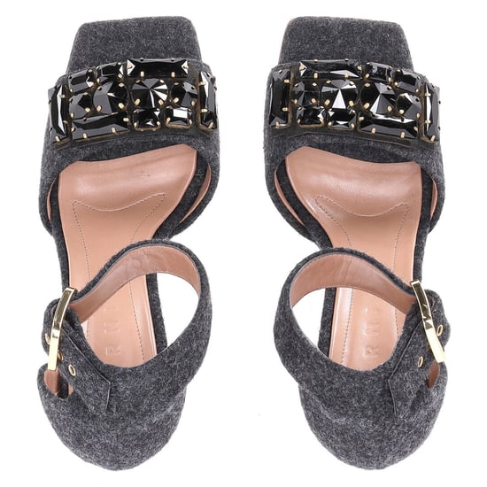 Marni Filz Sandalen mit Kristallbesatz und Fesselriemen aus grauem Wolle - Image 5