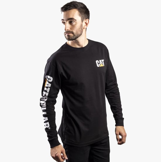 CAT MARKENBANNER Herren Baumwoll Langarm-T-Shirt Schwarz - Image 1