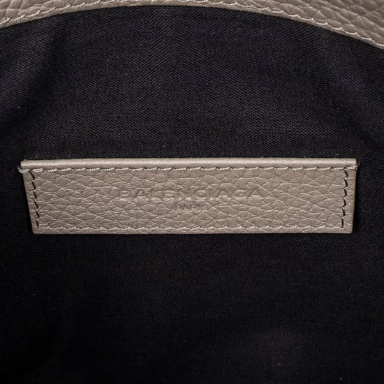 Blackout Zip Clutch Handtasche - Image 4