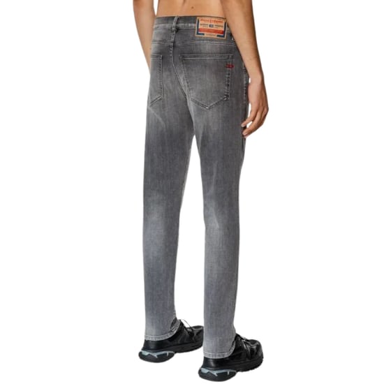 Diesel 2019 D-Strukt Jeans in grauer Waschung - Image 2