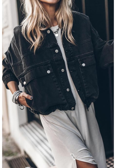 Schwarze Metallknöpfe Klappen-Taschen Oversized Jeansjacke - Image 4