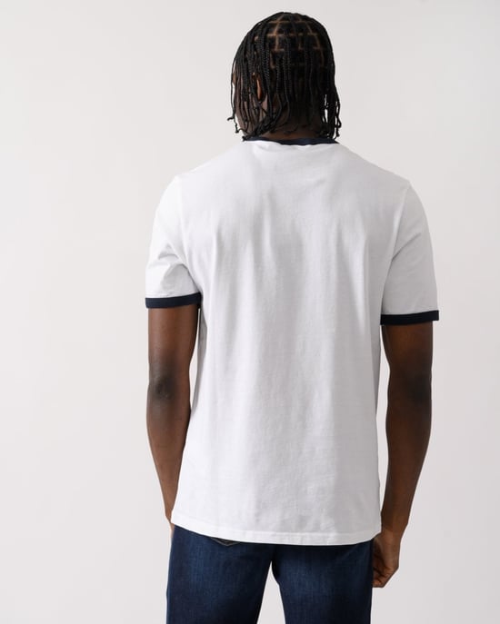 Lyle & Scott Herren Ringer T-Shirt - Image 4
