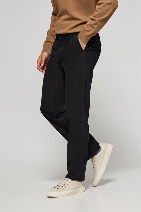 Chinohose Vanya schwarz mit Polo Club Stickerei - Image 3