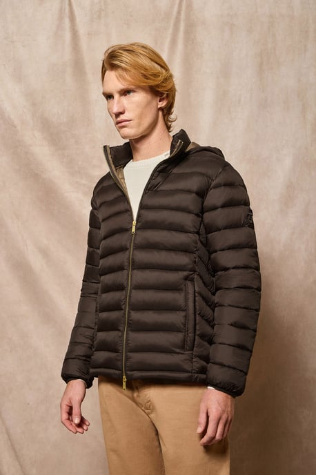 Ultraleichte Jacke Corey braun mit abnehmbarer Kapuze und PC Stickerei - Image 2
