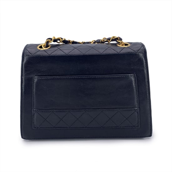 Chanel Vintage Leder Umhängetasche Trapezio - Image 3