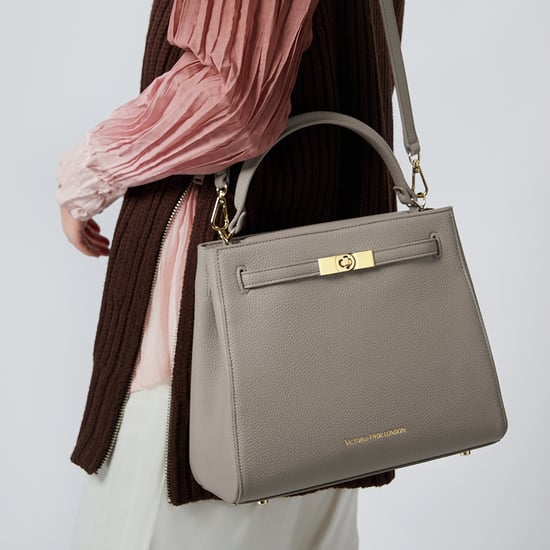 VICTORIA HYDE Handtasche Victoria III in Nude - Image 6