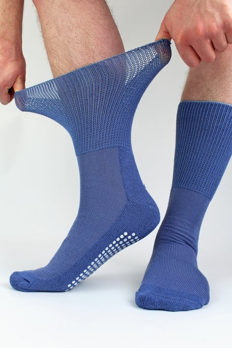 4er-Pack Bambus-Diabetikersocken mit Rutschfesten für Männer und Frauen - Image 2