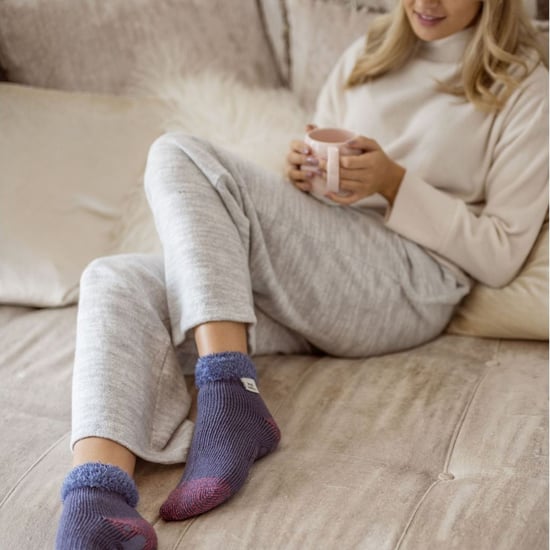 Damen Kuschelige Flauschige Schlappen Bett Socken mit Federbesatz - Image 3