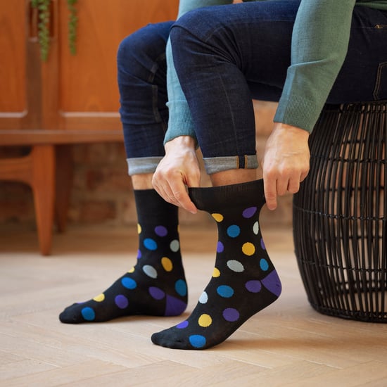 6 Paar Herren NON-ELASTISCHE Baumwollreiche Socken mit auffälligem Muster - Image 4