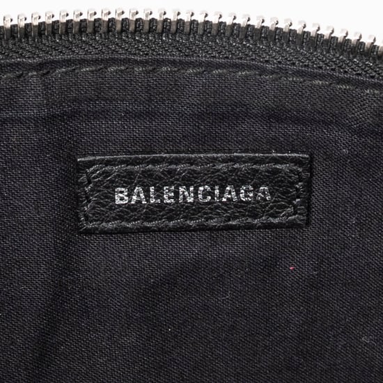 Logo Zip Clutch Handtasche - Image 4