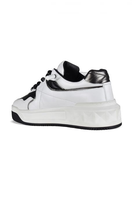 Valentino Garavani Sneakers One Stud XL Weiß - Image 3