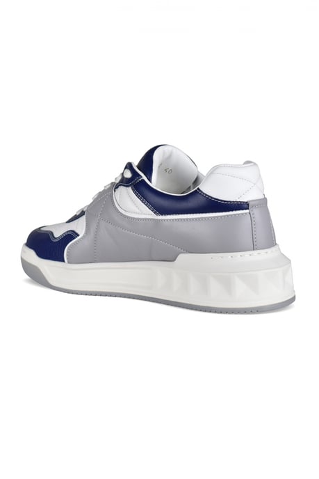 Valentino Garavani Sneakers One Stud Grau - Image 3