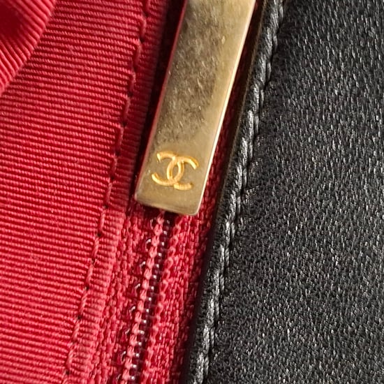 Chanel gestepptes Chanel 19 große Umhängetasche aus schwarzem Leder - Image 5