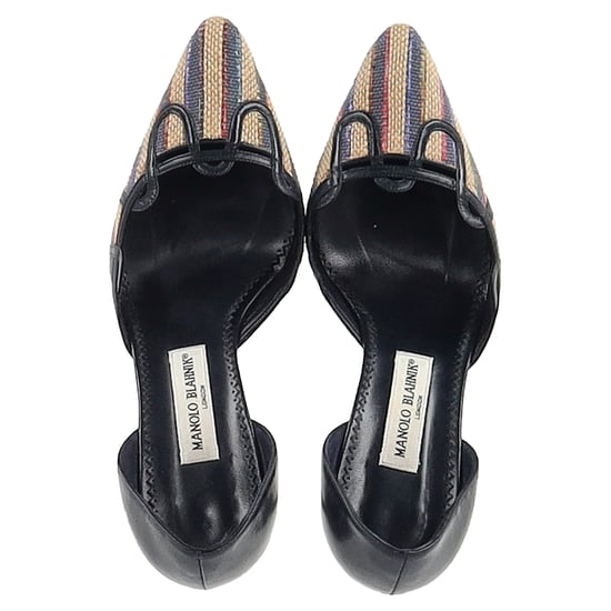 Manolo Blahnik Spitzer Pumps aus mehrfarbiger Raffia - Image 3