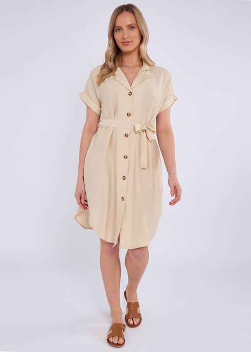 Beigefarbenes Utility-Hemdkleid aus Viskose mit Gürtel und Übergröße - Image 1