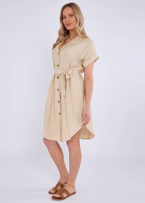 Beigefarbenes Utility-Hemdkleid aus Viskose mit Gürtel und Übergröße - Image 4