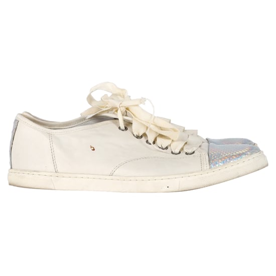 Lanvin Sneakers mit Schlangenleder-Effekt und Cap Toe aus weißem Leder - Image 1